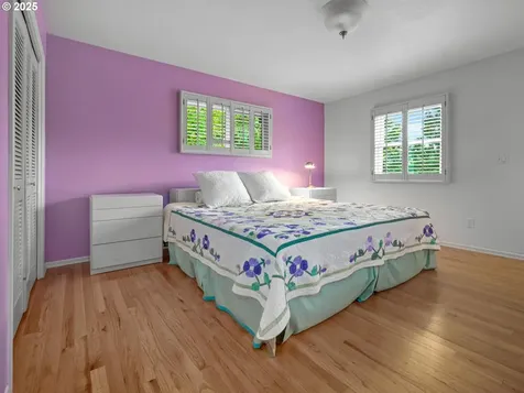 3310 SW 66th Avenue Portland OR 97225