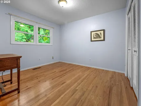 3310 SW 66th Avenue Portland OR 97225