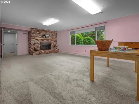 3310 SW 66th Avenue Portland OR 97225