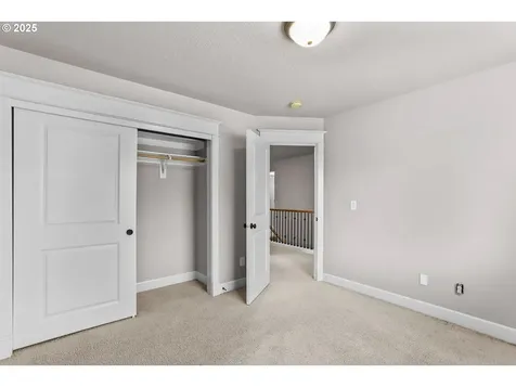 17006 NE 6th Street Vancouver WA 98684