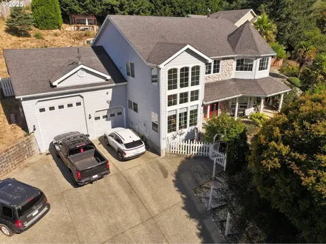 217 Marine Drive Brookings OR 97415