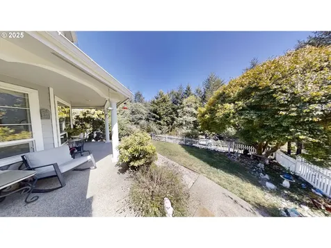 217 Marine Drive Brookings OR 97415