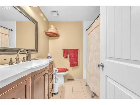 1380 SE 64th Court Hillsboro OR 97123
