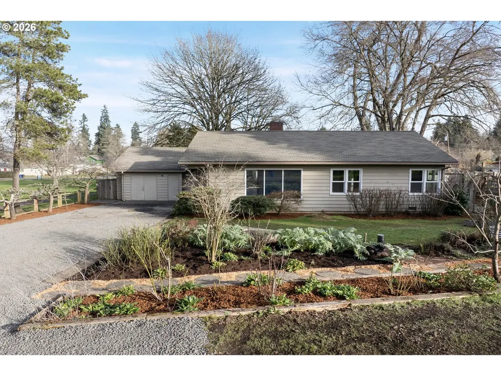 1571 Buck Street Eugene OR 97402