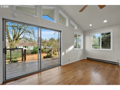 1571 Buck Street Eugene OR 97402