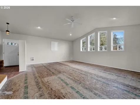 1571 Buck Street Eugene OR 97402