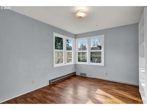 1571 Buck Street Eugene OR 97402