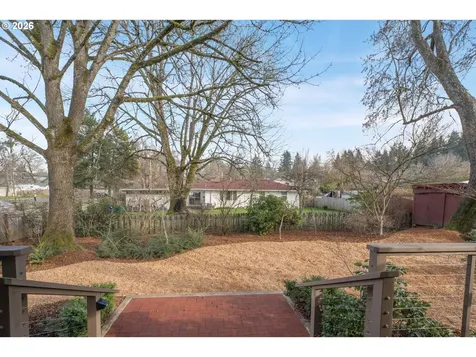 1571 Buck Street Eugene OR 97402