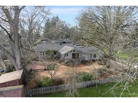 1571 Buck Street Eugene OR 97402