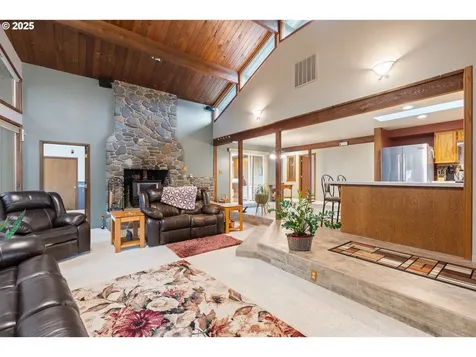 894 Colwell Hill Lane Roseburg OR 97471