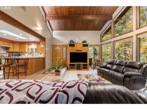 894 Colwell Hill Lane Roseburg OR 97471