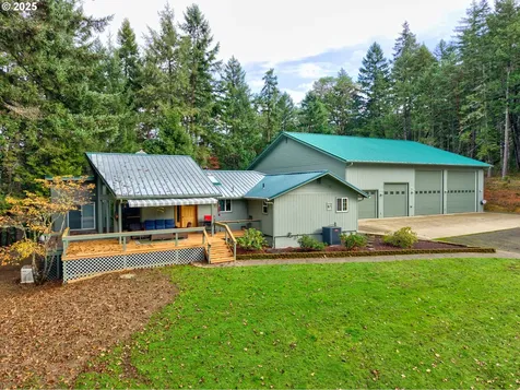 894 Colwell Hill Lane Roseburg OR 97471