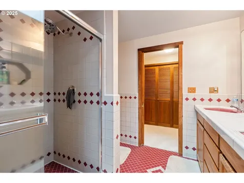 894 Colwell Hill Lane Roseburg OR 97471