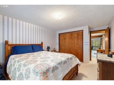 894 Colwell Hill Lane Roseburg OR 97471