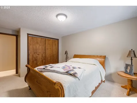 894 Colwell Hill Lane Roseburg OR 97471