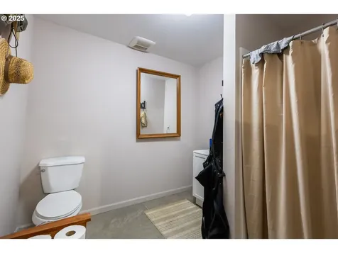 894 Colwell Hill Lane Roseburg OR 97471