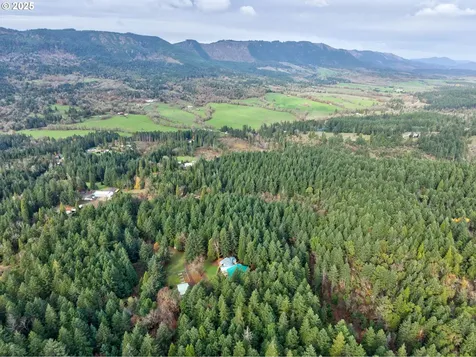 894 Colwell Hill Lane Roseburg OR 97471