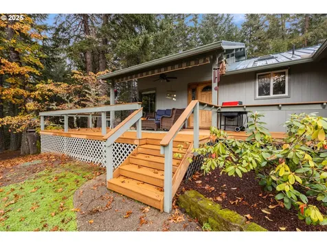 894 Colwell Hill Lane Roseburg OR 97471