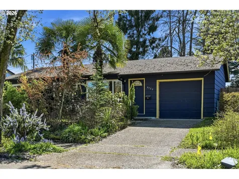 8723 N Chase Avenue Portland OR 97217