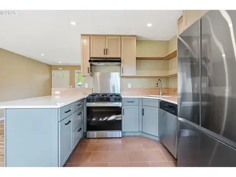 8723 N Chase Avenue Portland OR 97217