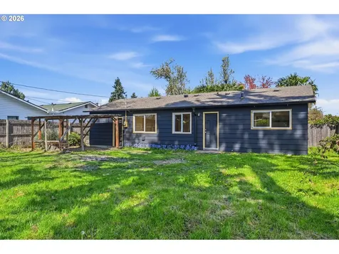 8723 N Chase Avenue Portland OR 97217
