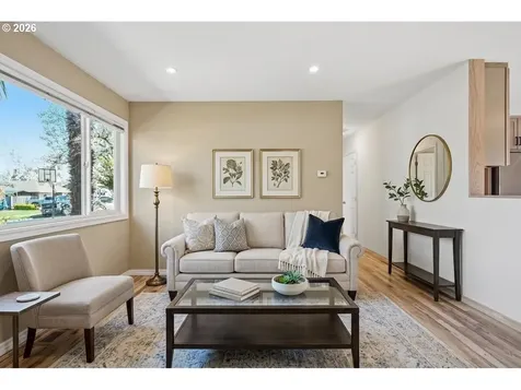 8723 N Chase Avenue Portland OR 97217