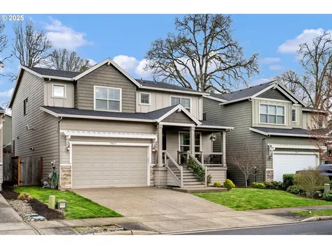 7827 SW Spruce Street Portland OR 97223
