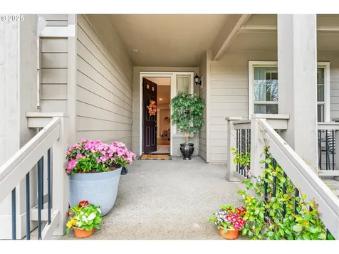 7827 SW Spruce Street Portland OR 97223