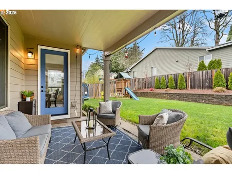 7827 SW Spruce Street Portland OR 97223