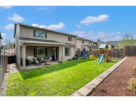 7827 SW Spruce Street Portland OR 97223