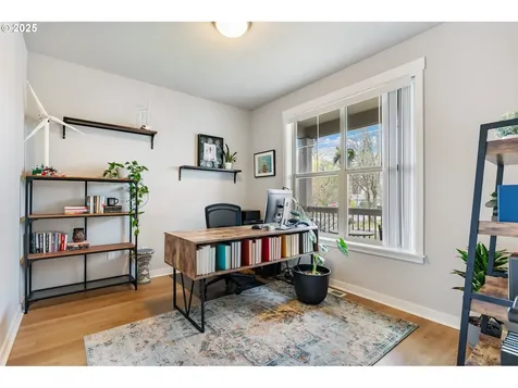 7827 SW Spruce Street Portland OR 97223