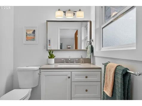 708 Manzanita Way Vancouver WA 98661