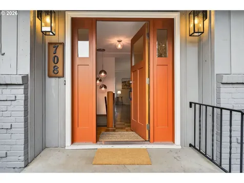 708 Manzanita Way Vancouver WA 98661