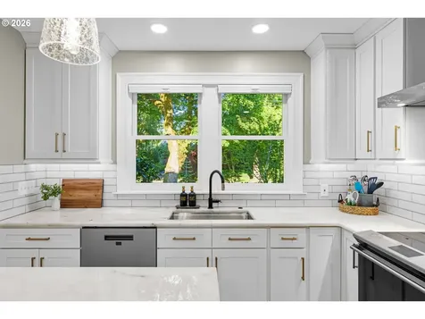 3333 SE Crystal Springs Boulevard Portland OR 97202