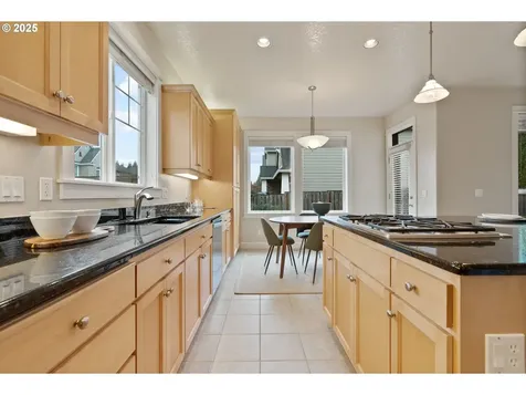 6053 NW Landing Drive Portland OR 97229