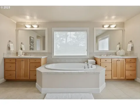 6053 NW Landing Drive Portland OR 97229