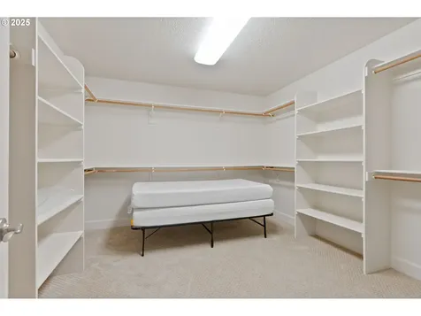 6053 NW Landing Drive Portland OR 97229