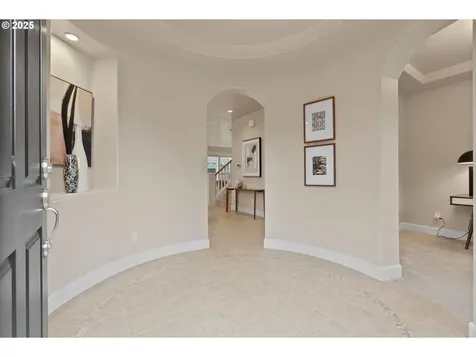 6053 NW Landing Drive Portland OR 97229