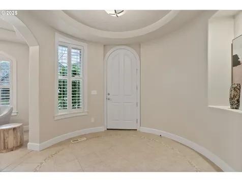 6053 NW Landing Drive Portland OR 97229