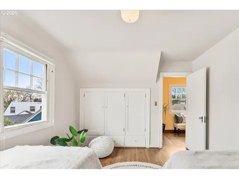2627 SE Stephens Street Portland OR 97214