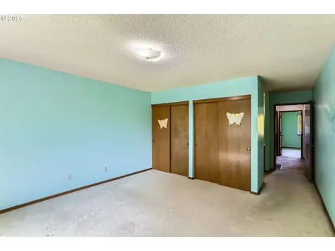 13230 SW Hill Court Portland OR 97223