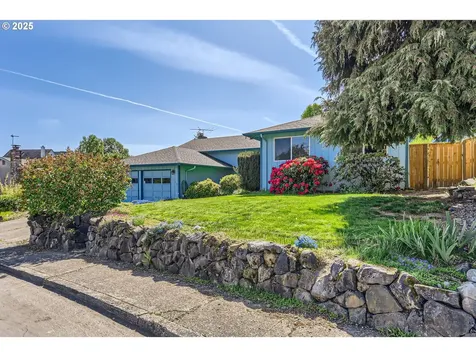 13230 SW Hill Court Portland OR 97223
