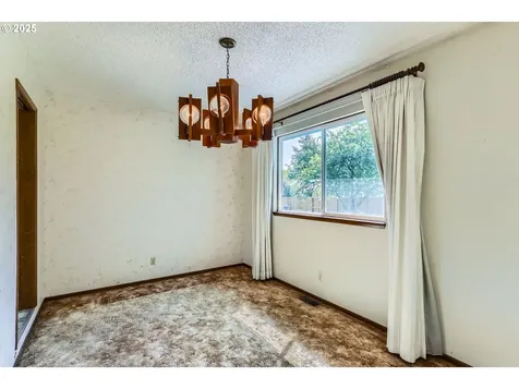 13230 SW Hill Court Portland OR 97223
