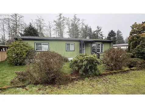 946 King Salmon Place Hammond OR 97121