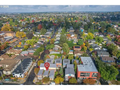 4303 SE Division Street Portland OR 97206