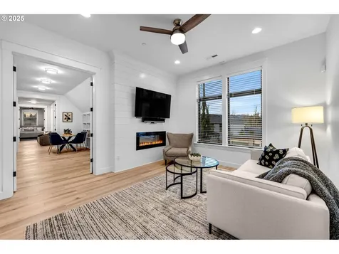 3439 NW Mcmaster Drive Camas WA 98607