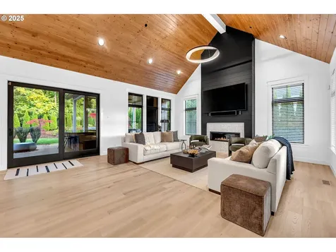 3439 NW Mcmaster Drive Camas WA 98607