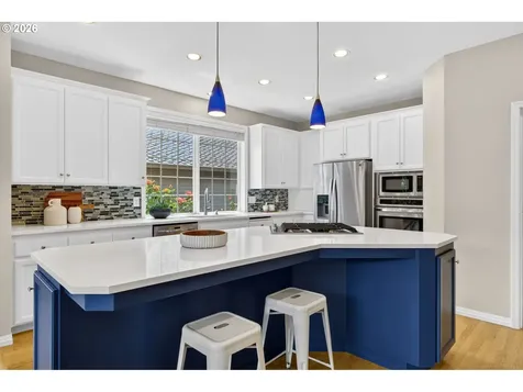 4086 NW Gleneagles Place Portland OR 97229