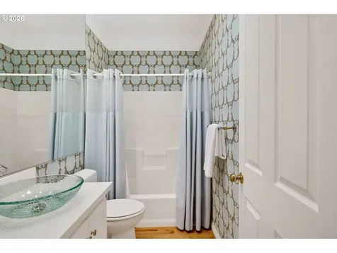 4086 NW Gleneagles Place Portland OR 97229