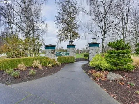 4086 NW Gleneagles Place Portland OR 97229